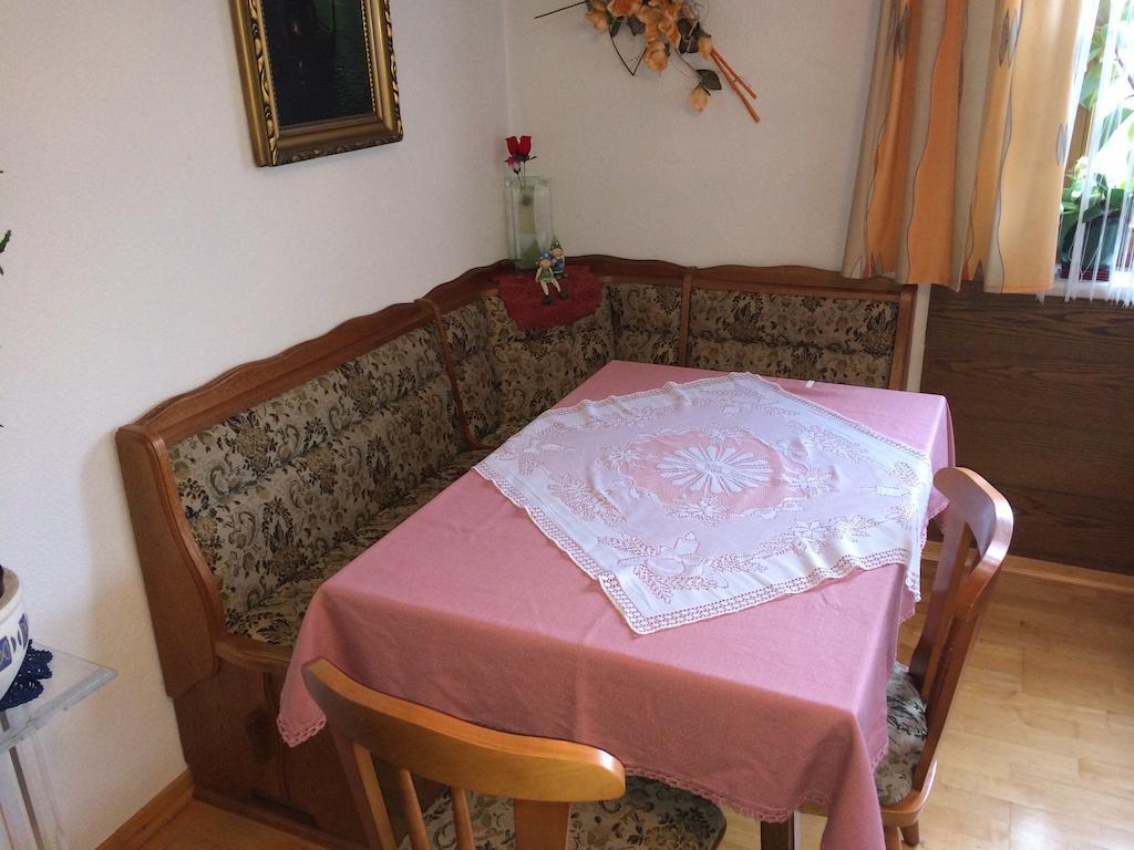 Haus Scholl Bed and Breakfast Nassereith Esterno foto