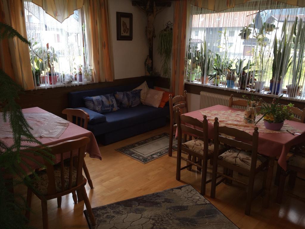 Haus Scholl Bed and Breakfast Nassereith Esterno foto